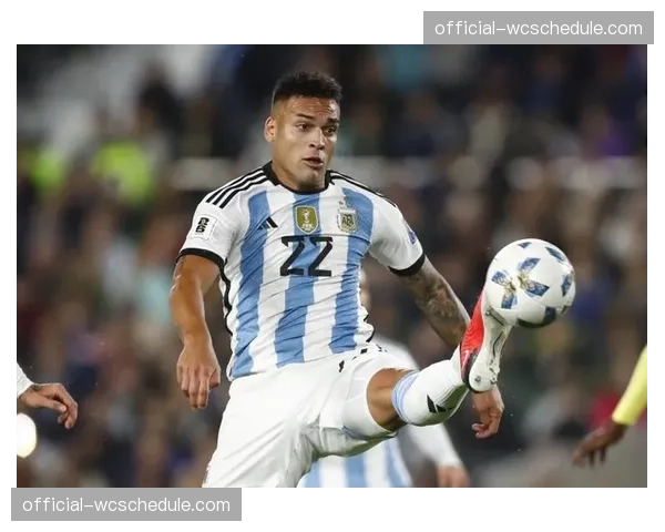 劳塔罗肌肉轻微拉伤，预计缺席两周关键赛程